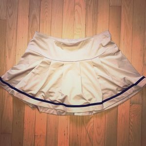 K-Swiss tennis skort